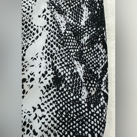 Philosophy Black and White Snakeskin Bomber Zip up Jacket - Picture 14 of 14